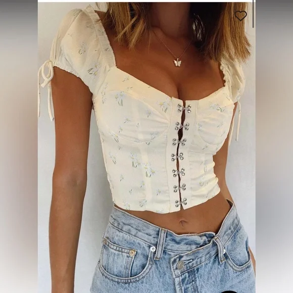 PRINCESS POLLY ALLYSON TOP YELLOW - Picture 1 of 11